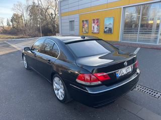 BMW 7 Series foto 4