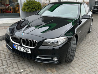 BMW 5 Series foto 7