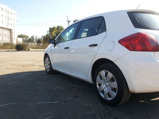 Toyota Auris foto 4