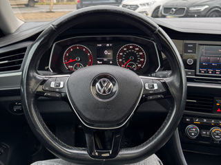 Volkswagen Jetta foto 7