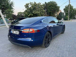 Tesla Model S foto 4