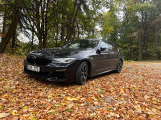 BMW 5 Series foto 4