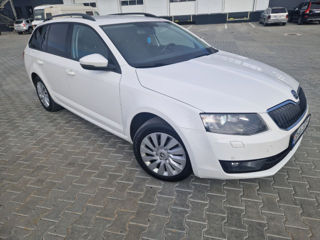 Skoda Octavia foto 3