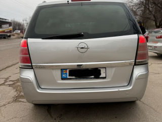 Opel Zafira foto 6