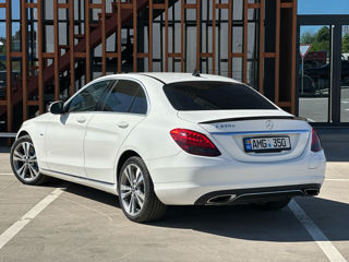 Mercedes C-Class foto 6