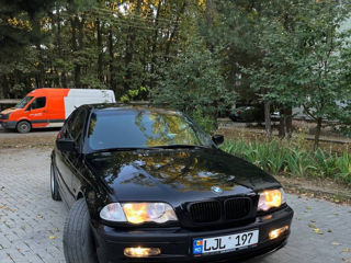 BMW 3 Series foto 2