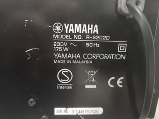 Yamaha R-S202D