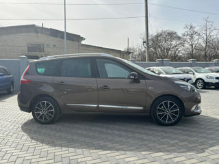 Renault Grand Scenic foto 3