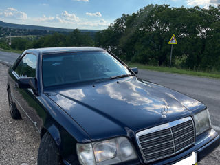 Mercedes Series (W124) foto 2