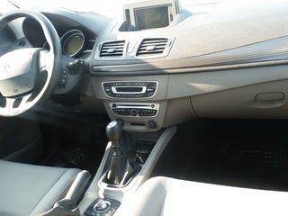 Renault Megane foto 9