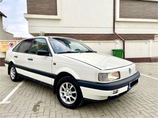 Volkswagen Passat foto 2