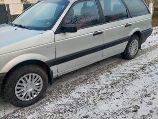 Volkswagen Passat foto 3