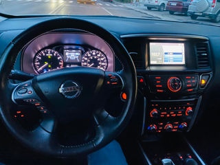 Nissan Pathfinder foto 7