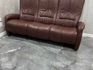 Sofa /Диван. Din piele naturală foarte calitativ de firmă Himola