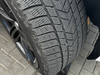 Pirelli 295/35R21