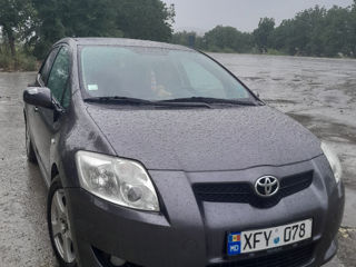 Toyota Auris foto 2