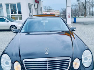 Mercedes E-Class foto 5