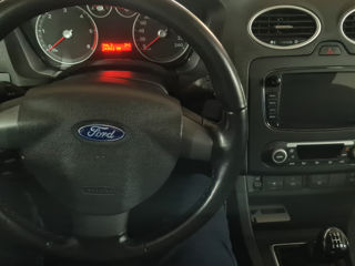 Ford Focus foto 7