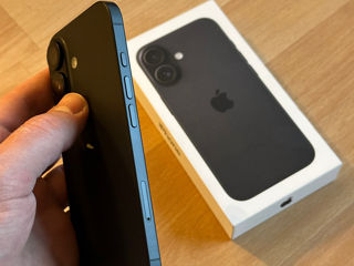 iPhone 16 128 GB Black NOU foto 4