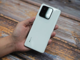 Xiaomi 13 de la 534 lei lunar! Reduceri maxime!