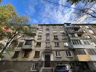 Apartament cu 3 camere, 63 m², Centru, Chișinău