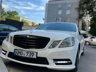 Mercedes E-Class foto 3