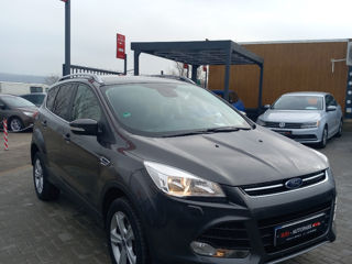 Ford Kuga foto 2