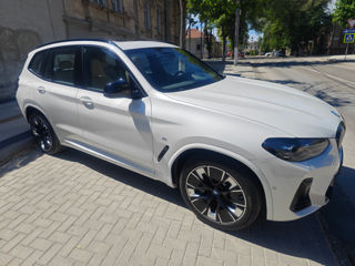 BMW iX3 foto 4