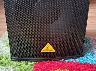 Se vinde subwoofer activ Behringer B1200D Pro foto 6