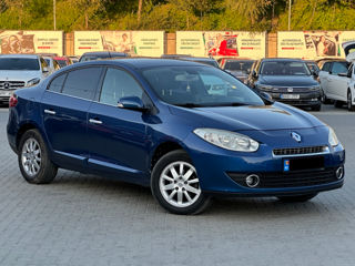 Renault Fluence foto 1