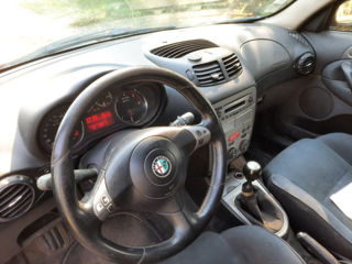 Alfa Romeo 147 foto 4