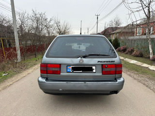 Volkswagen Passat foto 9