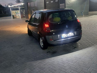 Renault Scenic foto 9