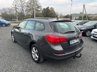 Opel Astra foto 2