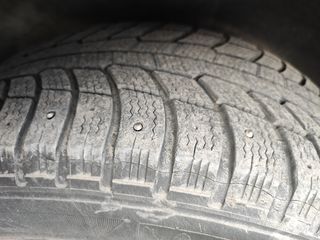 Vînd 4 cauciucuri 205/55 r 16 ieftin si 255/55 R18 foto 5