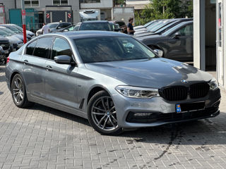 BMW 5 Series foto 3