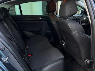 Renault Megane фото 4