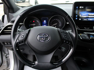 Toyota C-HR foto 5