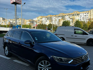 Volkswagen Passat foto 3