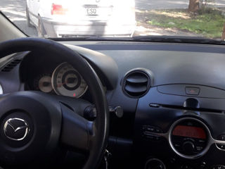 Mazda 2 foto 6