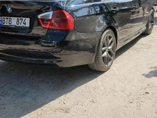 BMW 3 Series foto 1