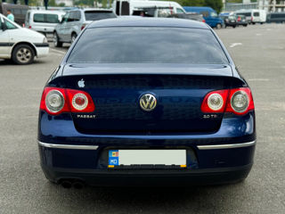 Volkswagen Passat foto 6