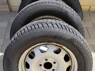 215/65/16r Hankook Winter i'pike foto 1