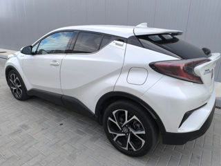 Toyota C-HR foto 6