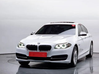 BMW 5 Series foto 1