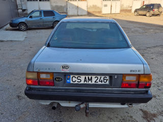 Audi 100 foto 4