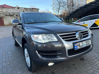 Volkswagen Touareg foto 7