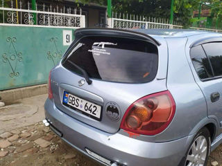 Nissan Almera foto 9