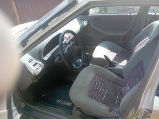 Mazda 323 фото 5