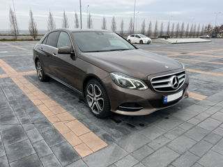 Mercedes E-Class foto 3